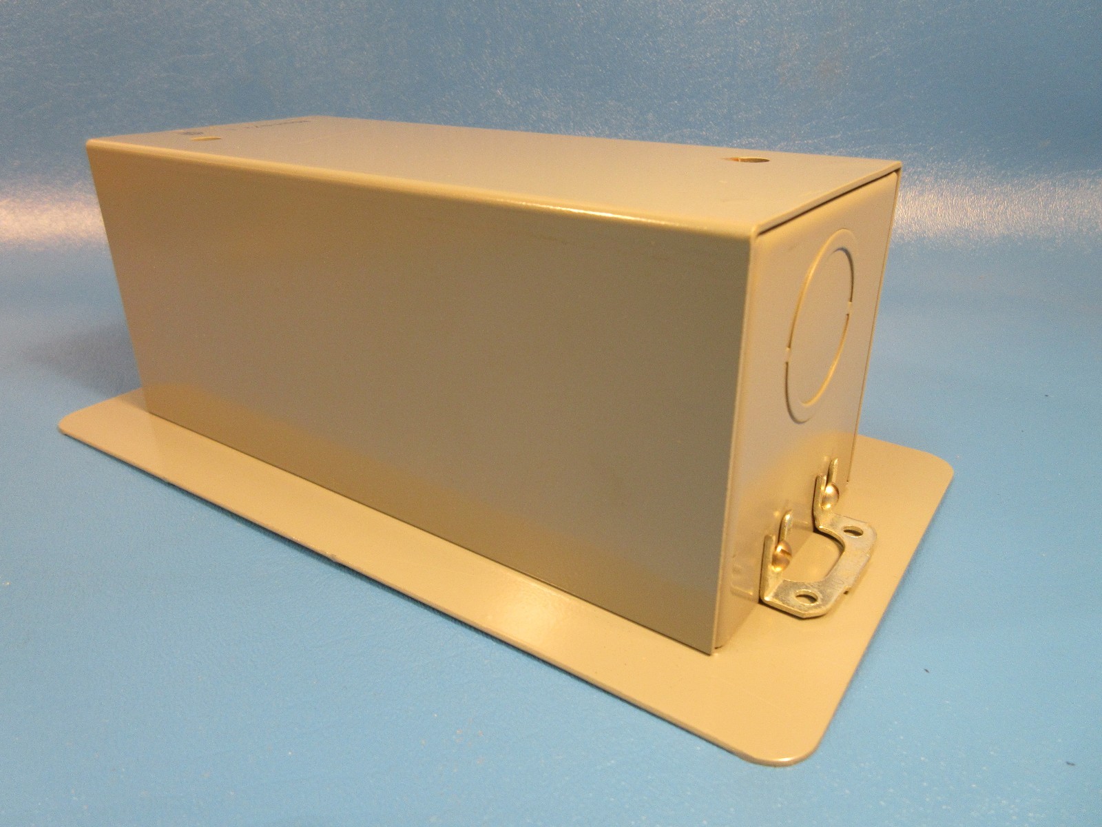 Allen Bradley 800H-N72 Wall Box for Plaster or Tile