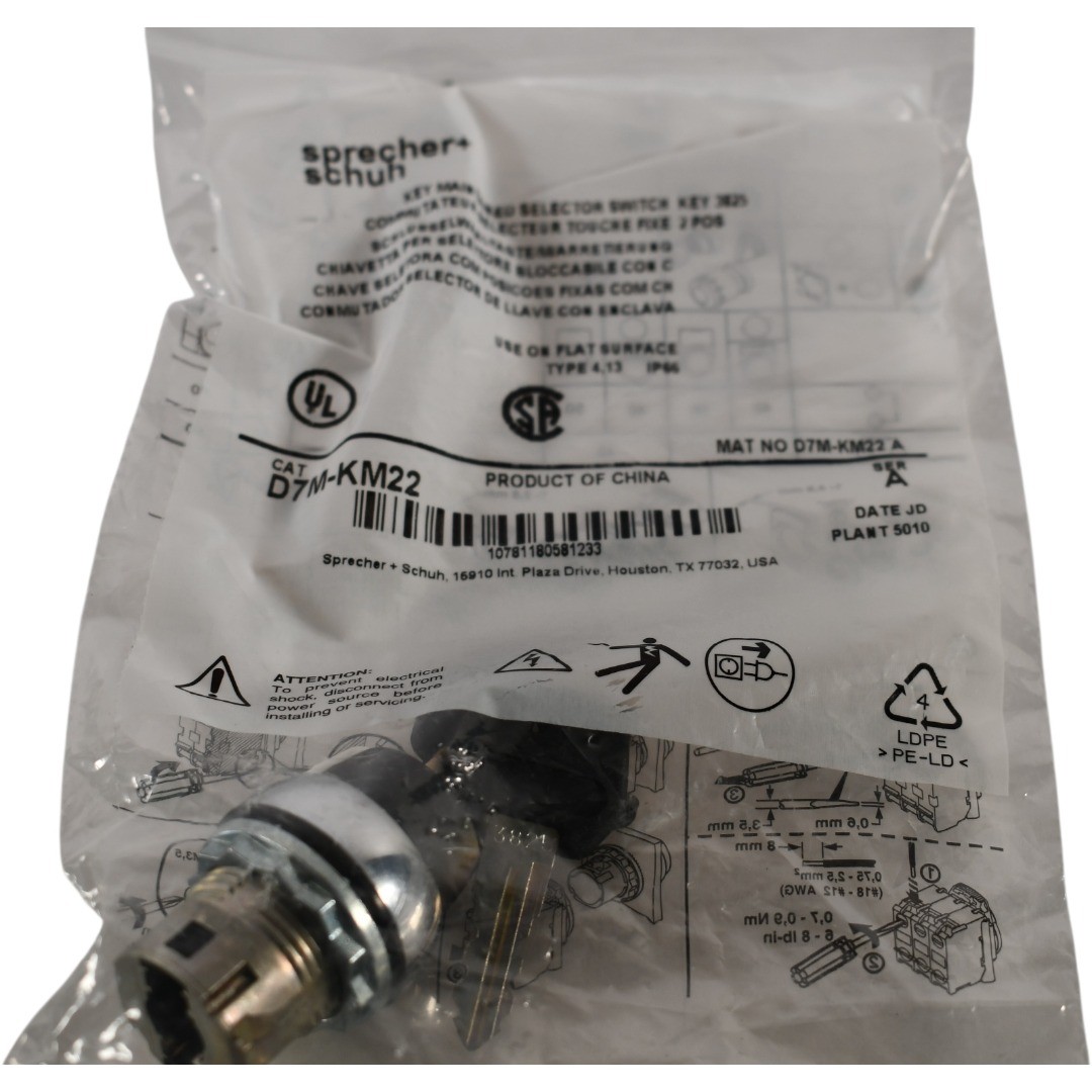 NEW Sprecher + Schuh D7M-KM22 Selector Switch, Metal, 2-Position, Maintained, Ke