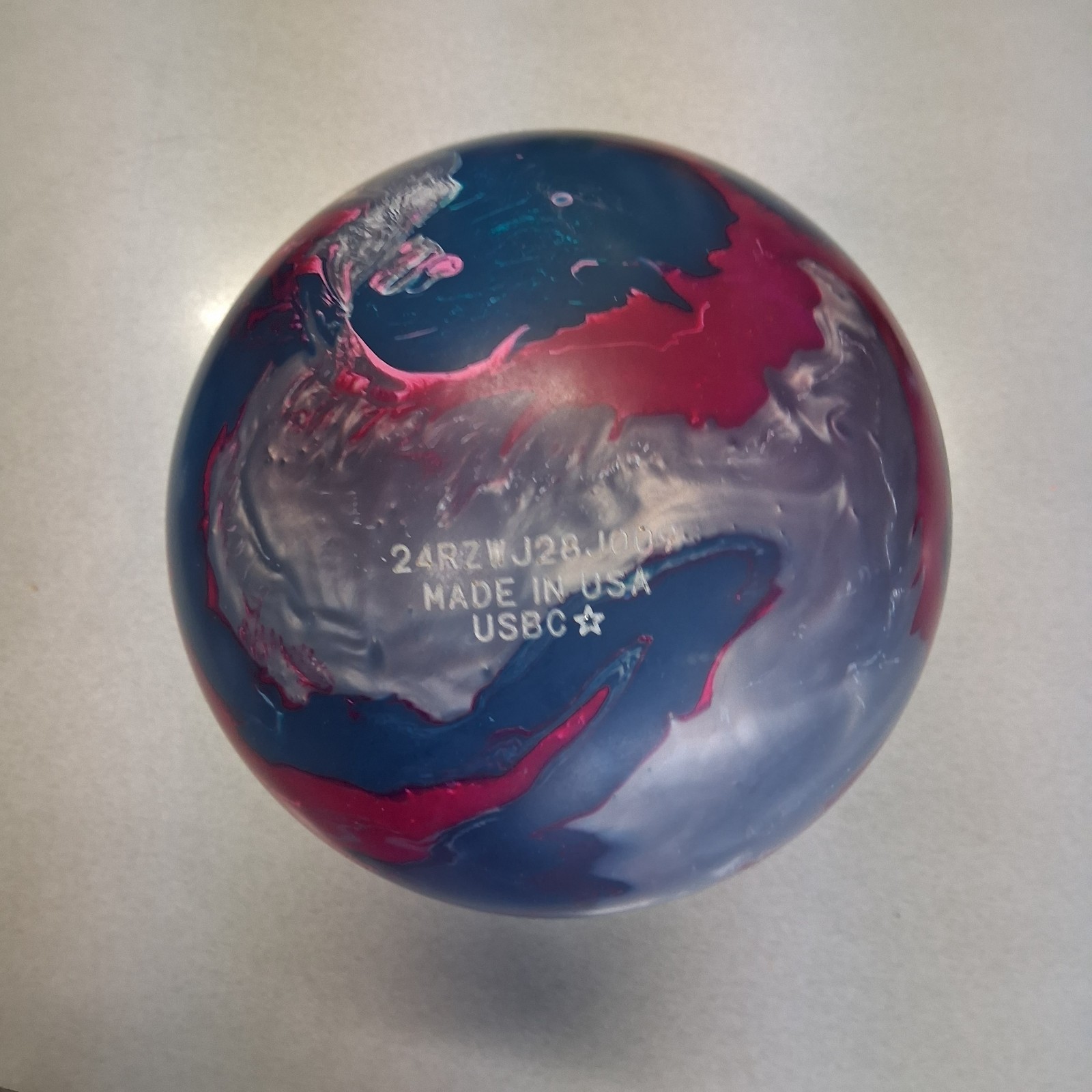 Roto Grip Attention Star S2 1ST QUALITY bowling ball 14 LB NEW IN BOX! #001