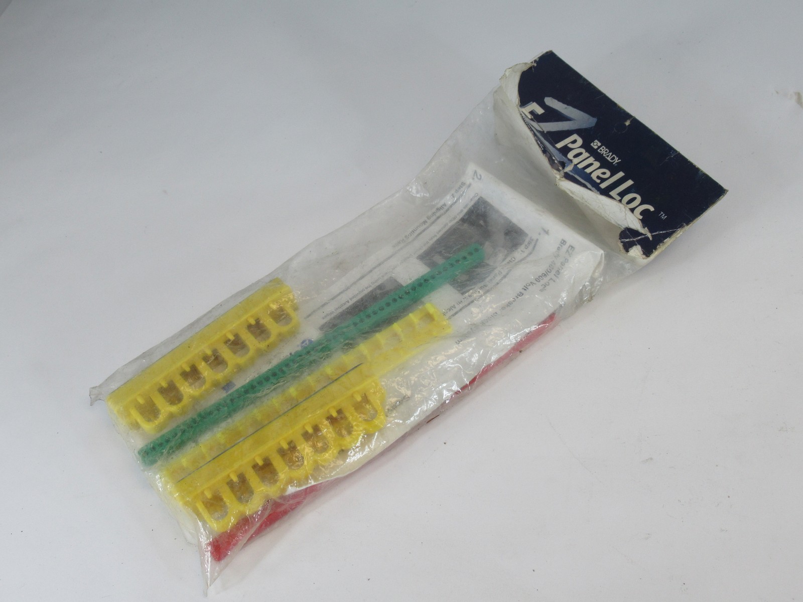 Brady 90891 Breaker Blocker Kit 480/600V SHELF WEAR NWB