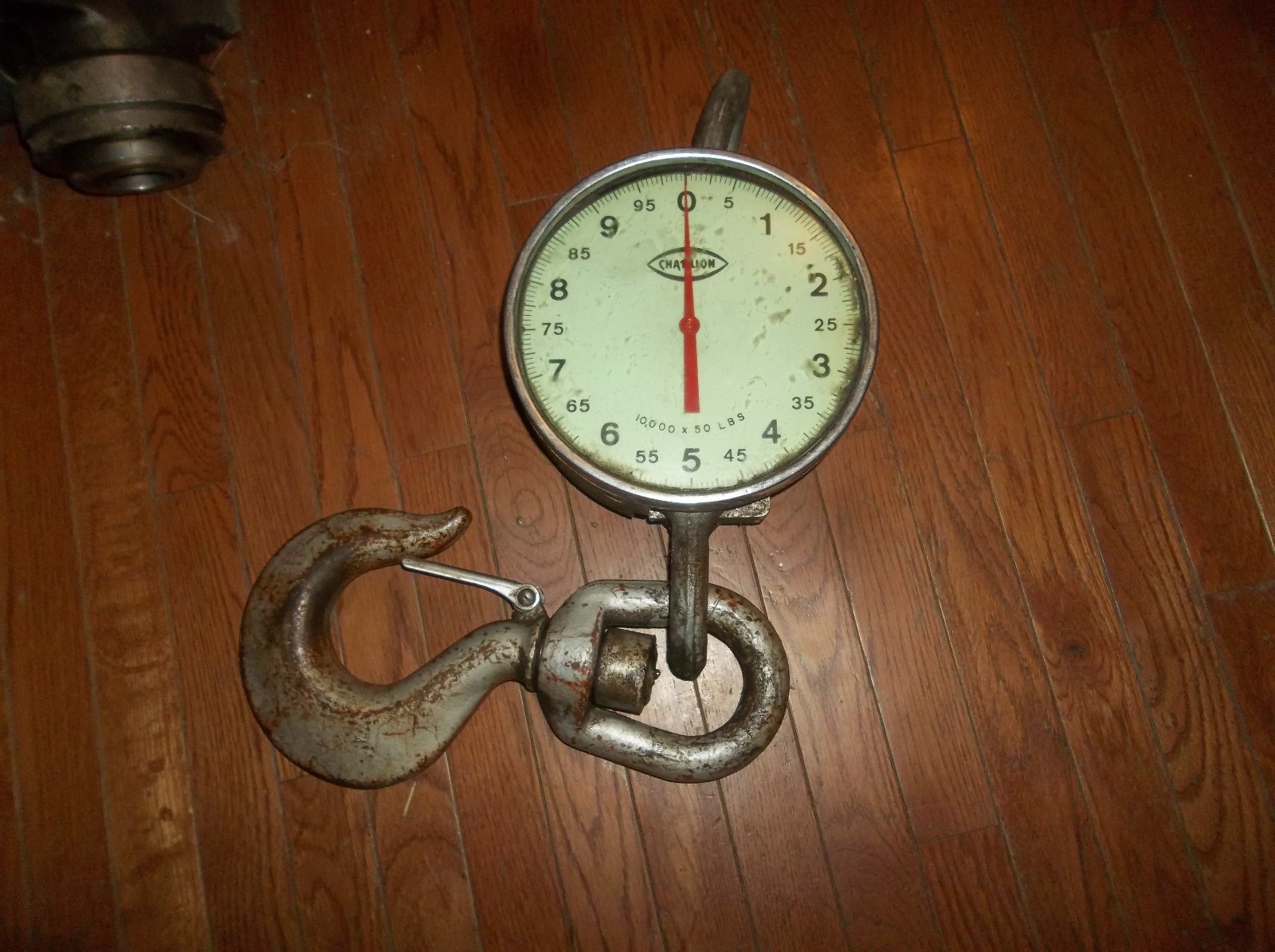 CHATILLON  MODEL WT-10  HANGING CRANE SCALE W/ HOOK 10,000 X 50 LBS CAPACITY