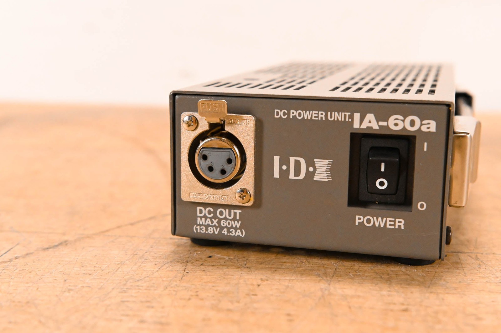 IDX System Technology IA-60a Single-Channel DC Power Supply CG01QD1