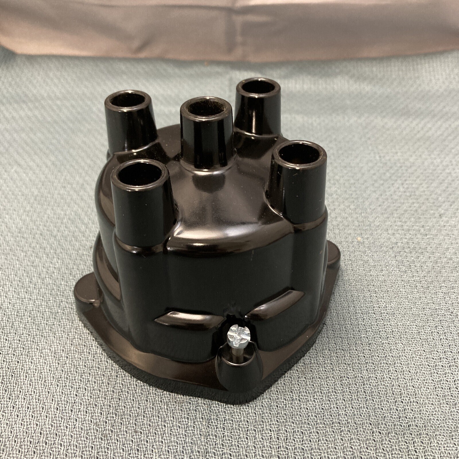 NEW WIS-CON 18-1960833 DISTRIBUTOR CAP