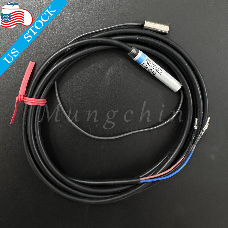 New in box For KEYENCE EM-080 EM080 Proximity Sensor