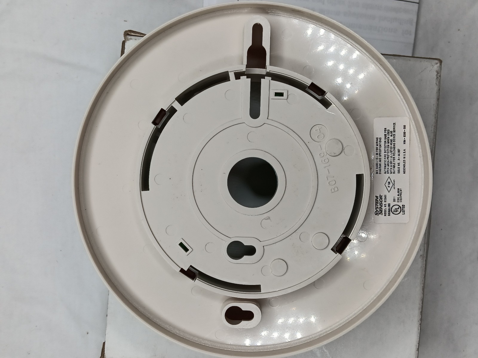 System Sensor B224BI Intelligent Isolator Base