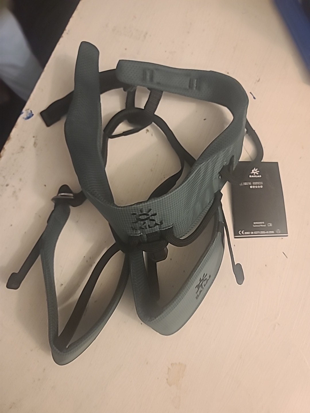 KAILAS B4 Adjustable Safety Harness for Rock & Tree Climbing, Roofing, Rescue