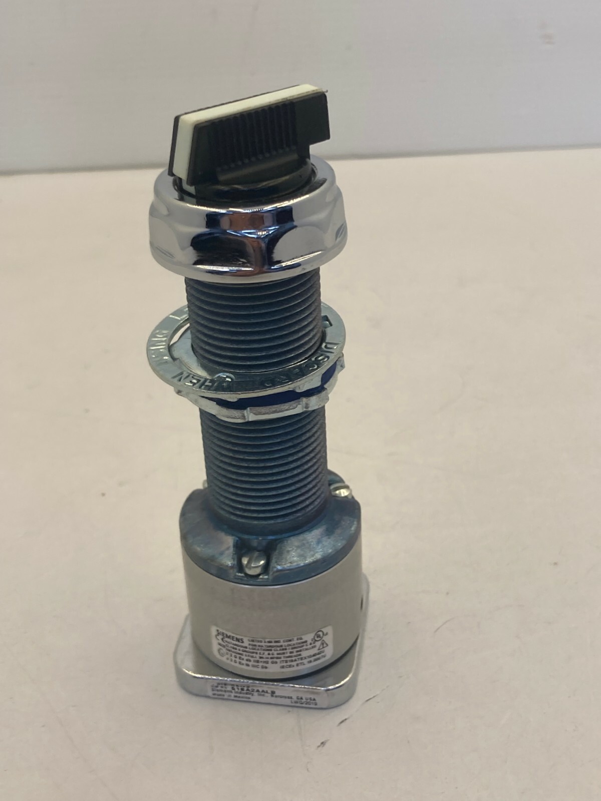 SIEMENS 51SA2AALB SELECTOR SWITCH 2 POSITION MAINTAINED LONG NNB