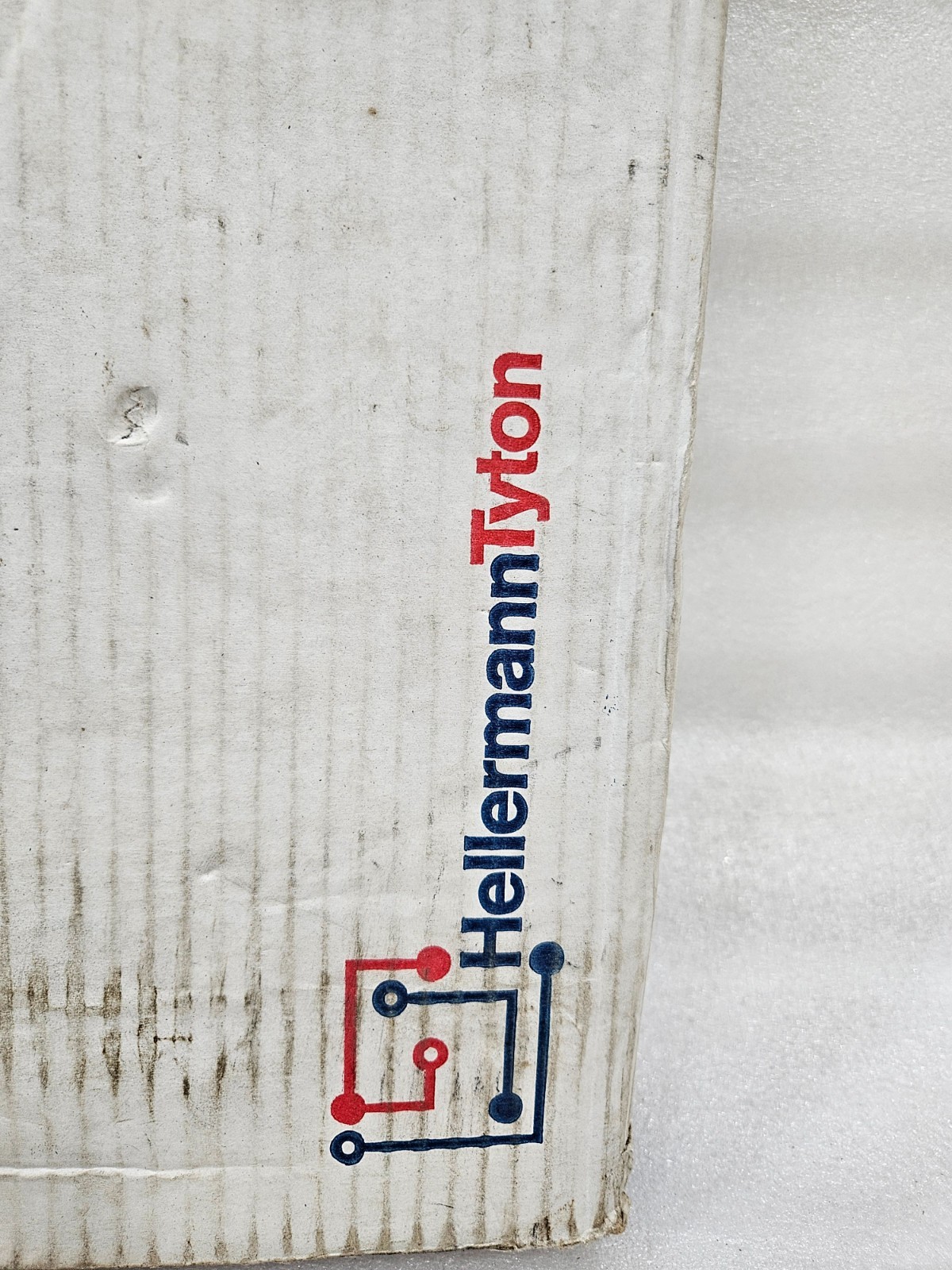 HELLERMANNTYTON FBPSBKL-SCKKDX-16VFS Fiber Patch Panel