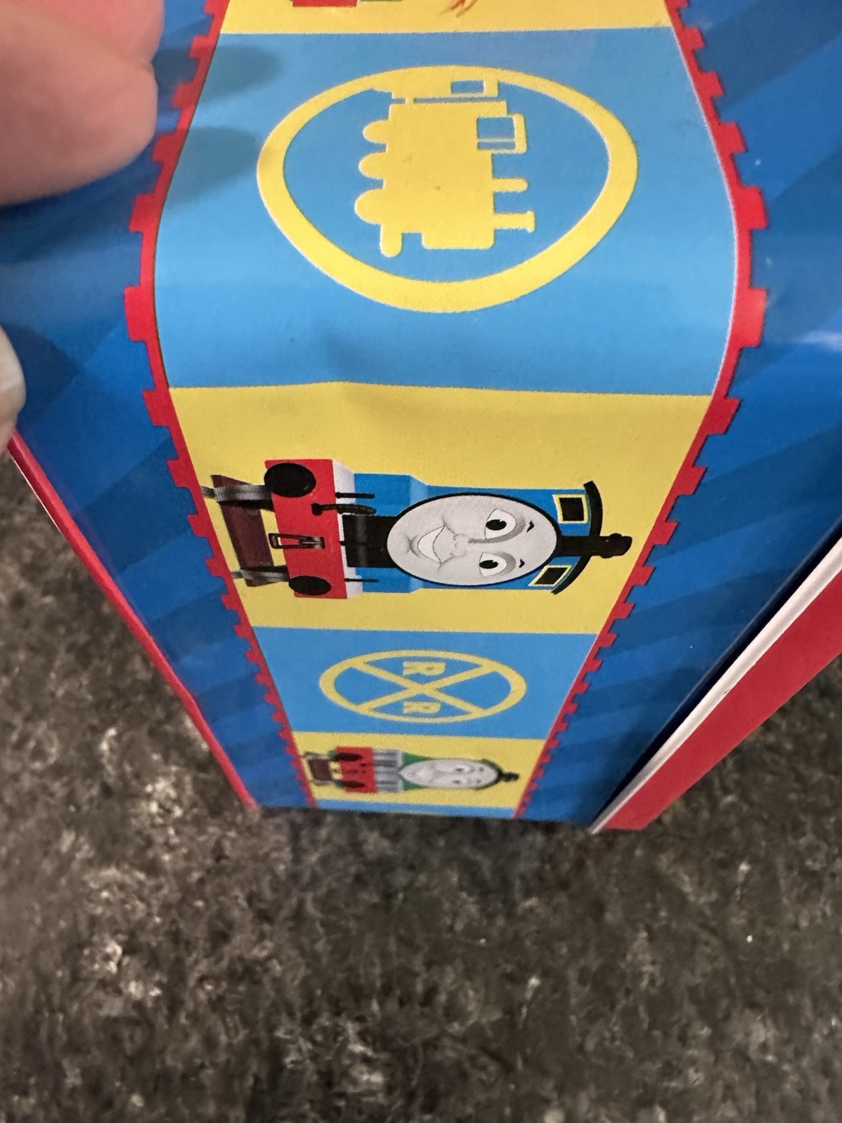 2005 Schylling Thomas The Tank Engine Lunchbox Tin Dents Photoed