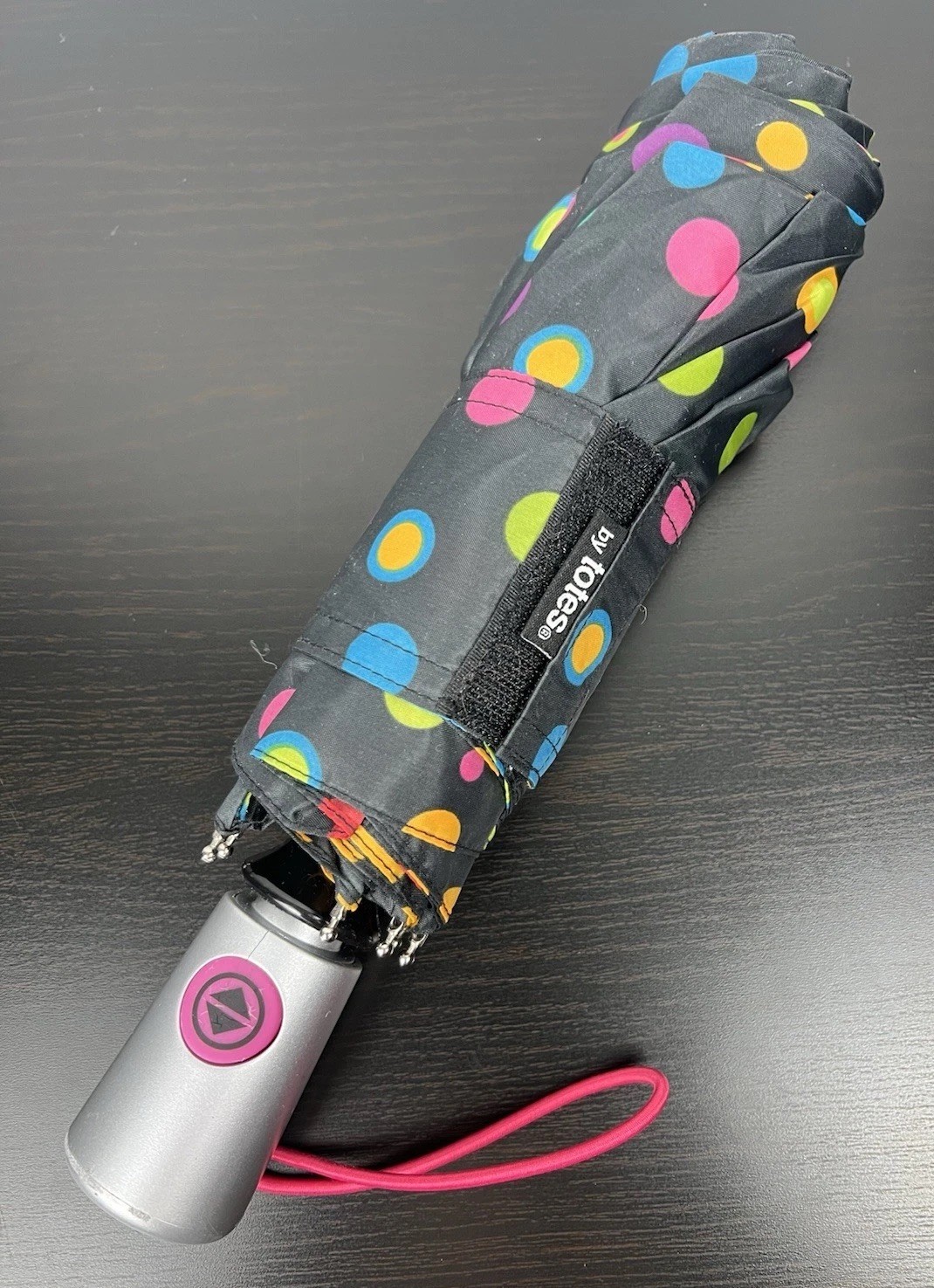 Tote's Umbrella NEW! Polka Dot & Black Compact Grip Handle with Wrist Band