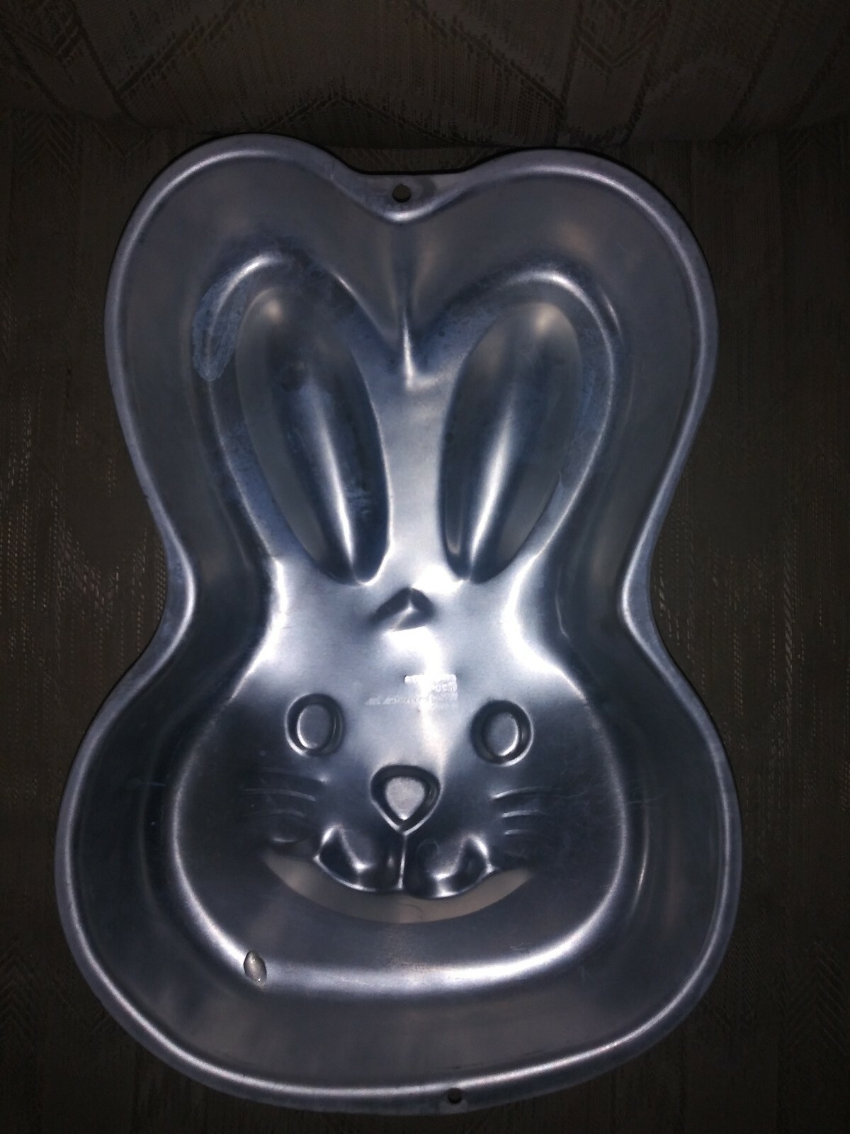Wilton Easter Bunny Rabbit Cake Pan Mold 2105-2074 2003 Indonesia Spring...