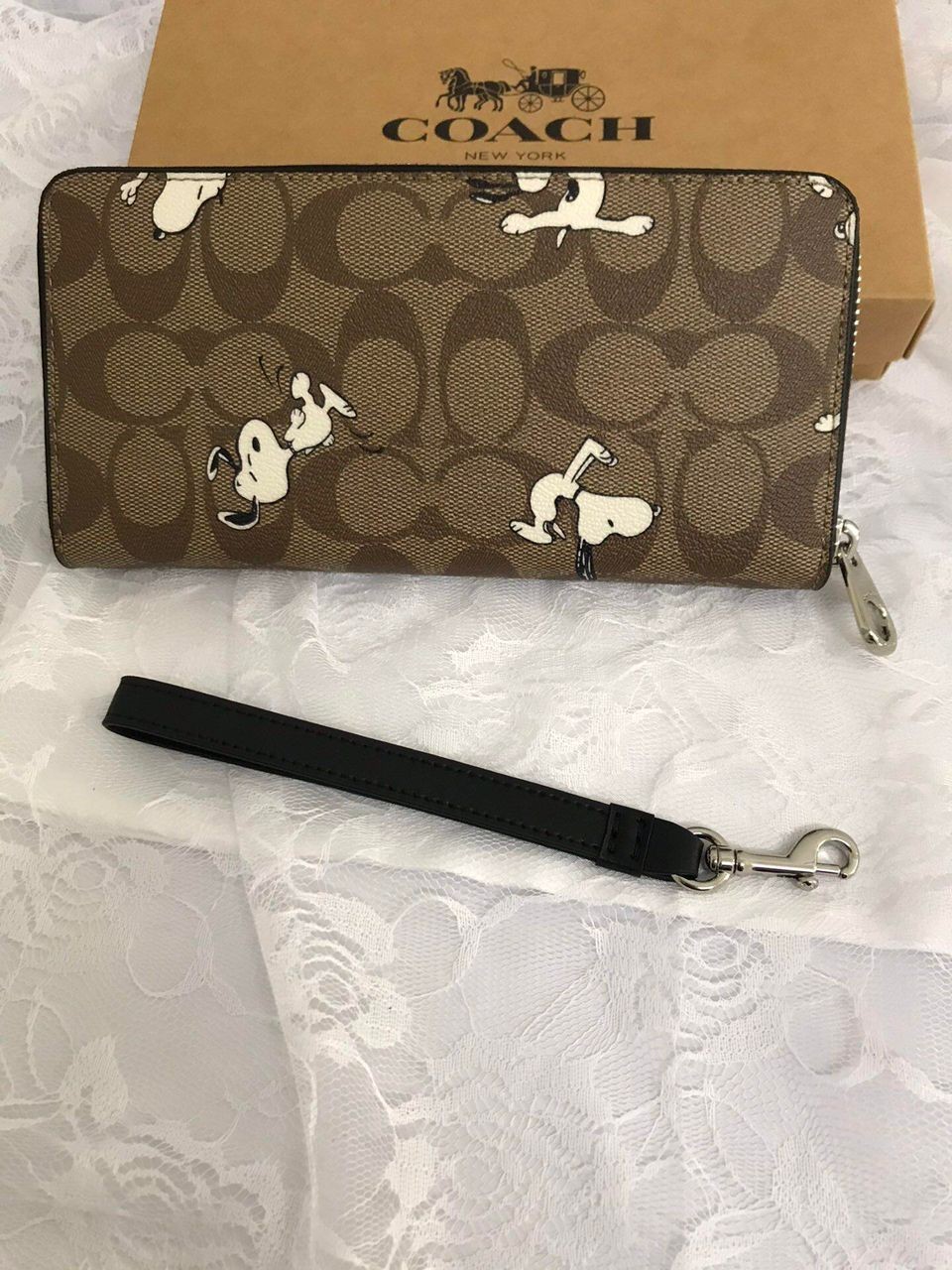 COACH x PEANUTS Long Zip Wallet Snoopy Woodstock Multi Signature outlet Brown