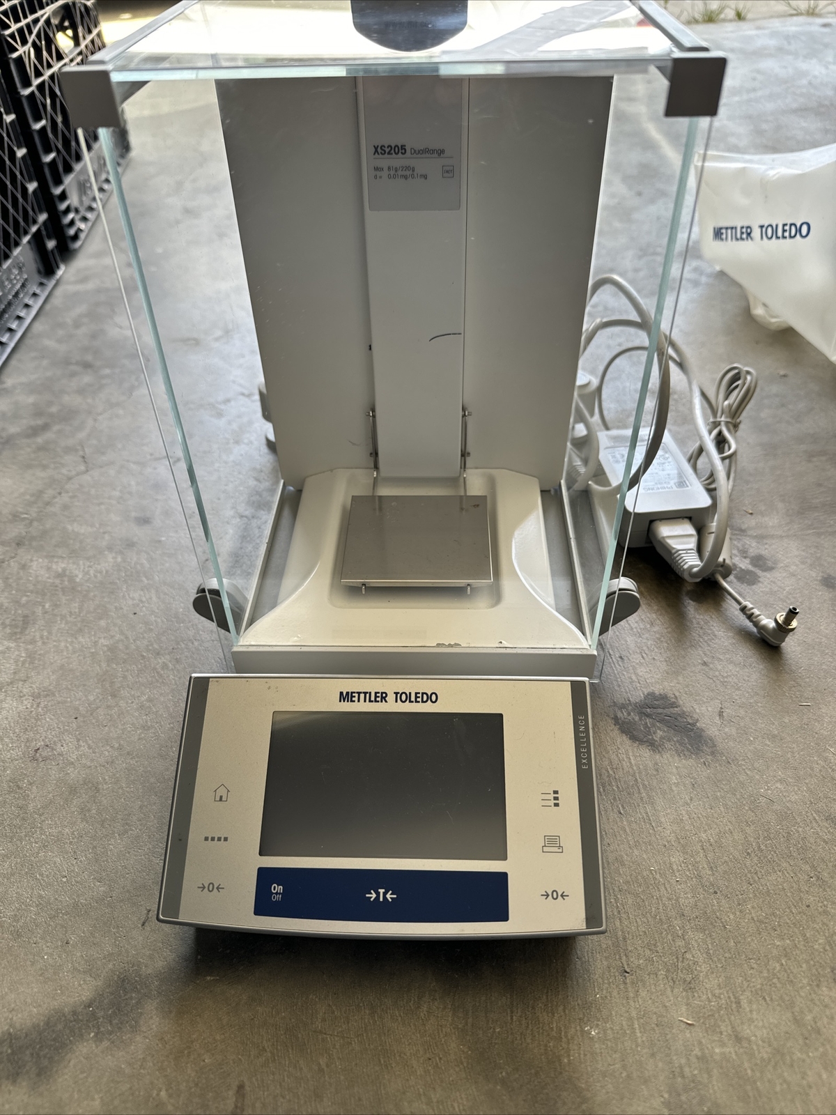 Mettler Toledo XS205 Dual Range Analytical Balance