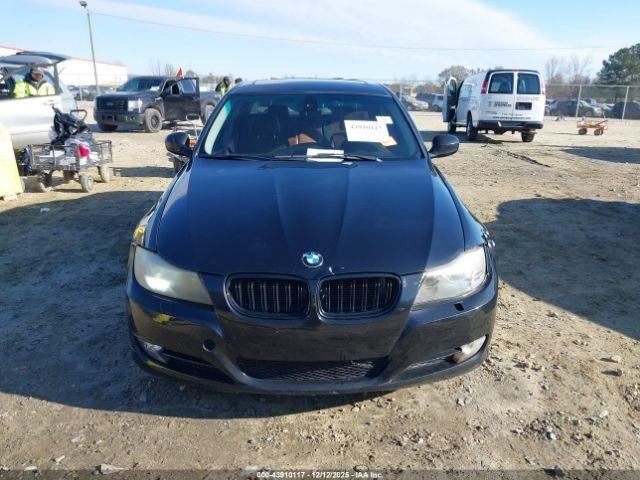 328I 2011 Glove Box 4956190