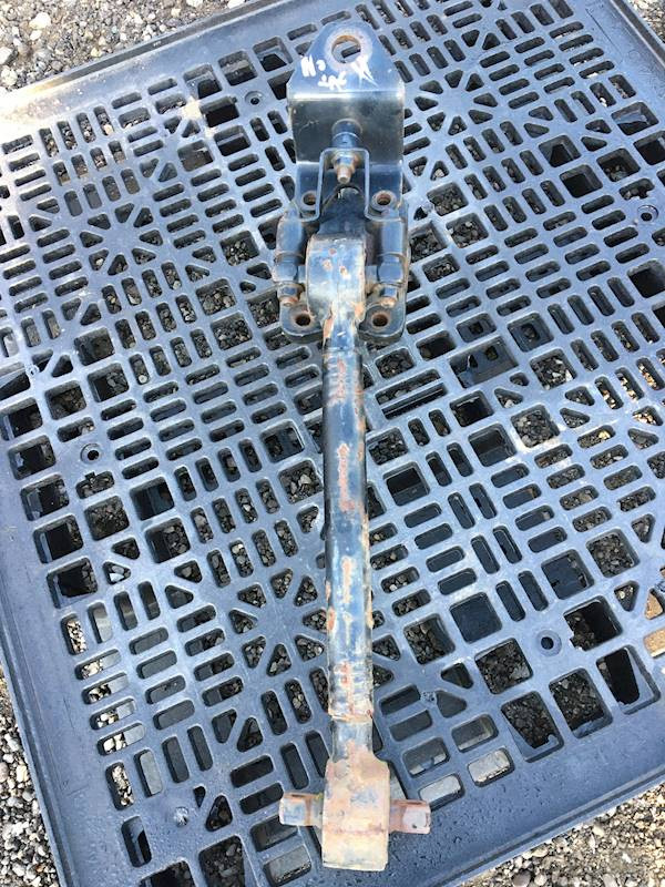 Volvo Torque Rod 023103 (339-10115)