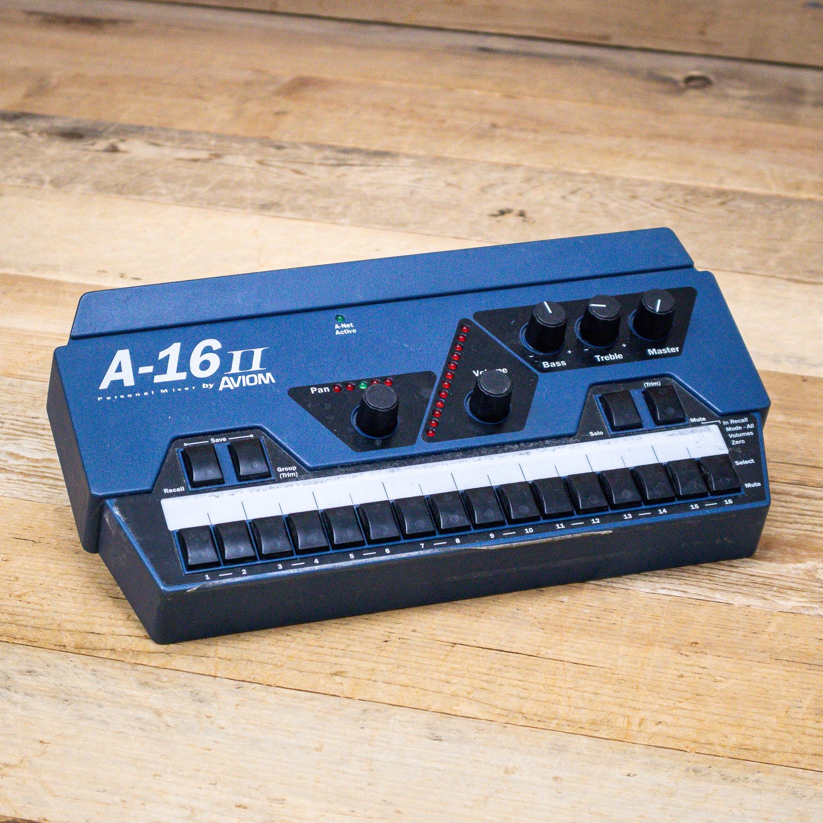Aviom A-16II (A16-II) Personal Monitor Mixer In-Ear Digital Mixing U271363