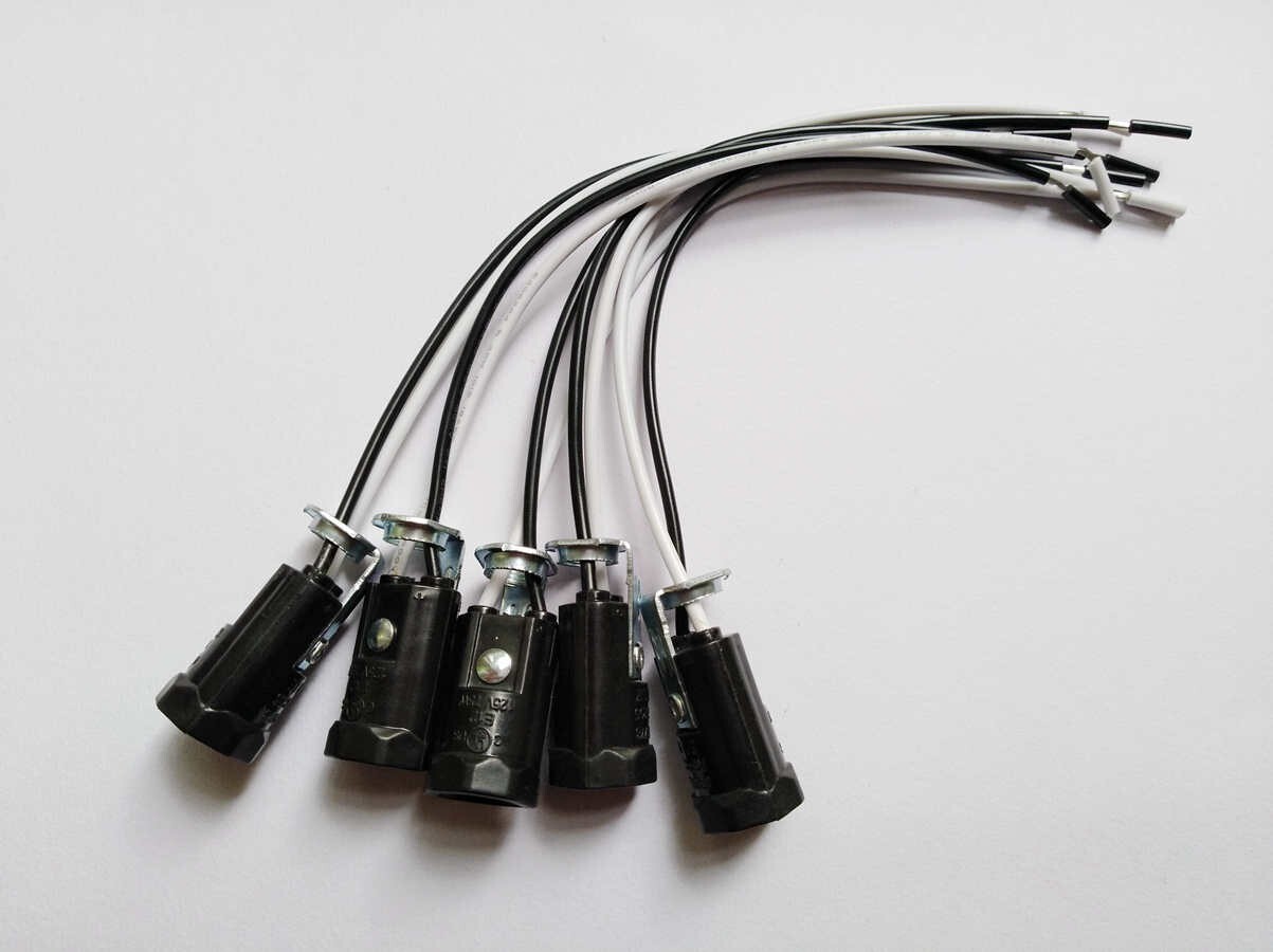 5 Pcs Candelabra Base E12 Lamp Holder Light Sockets Keyless 6" Wire Leads A342