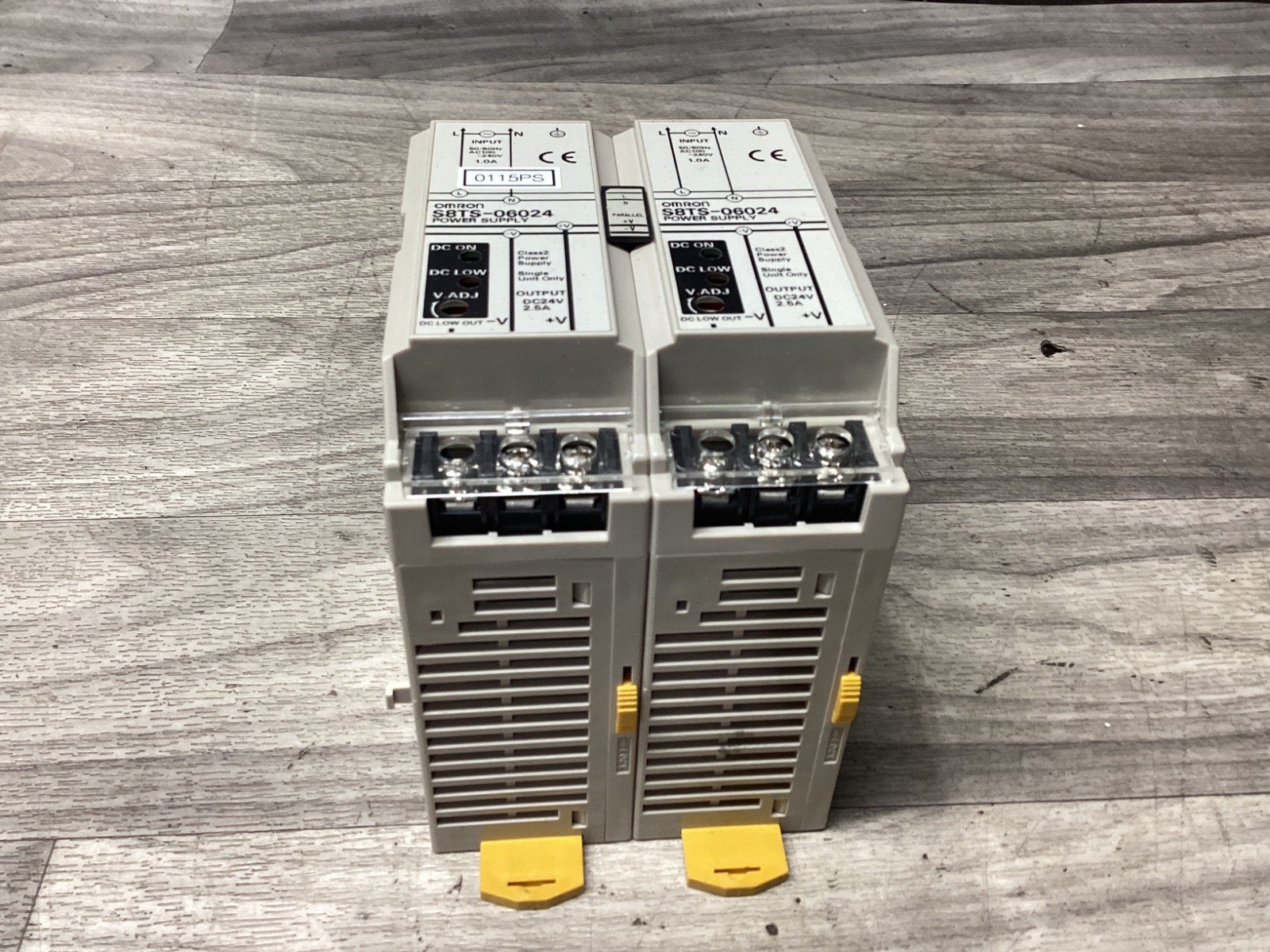 Omron S8TS-06024 Power Supply #100D100PR6