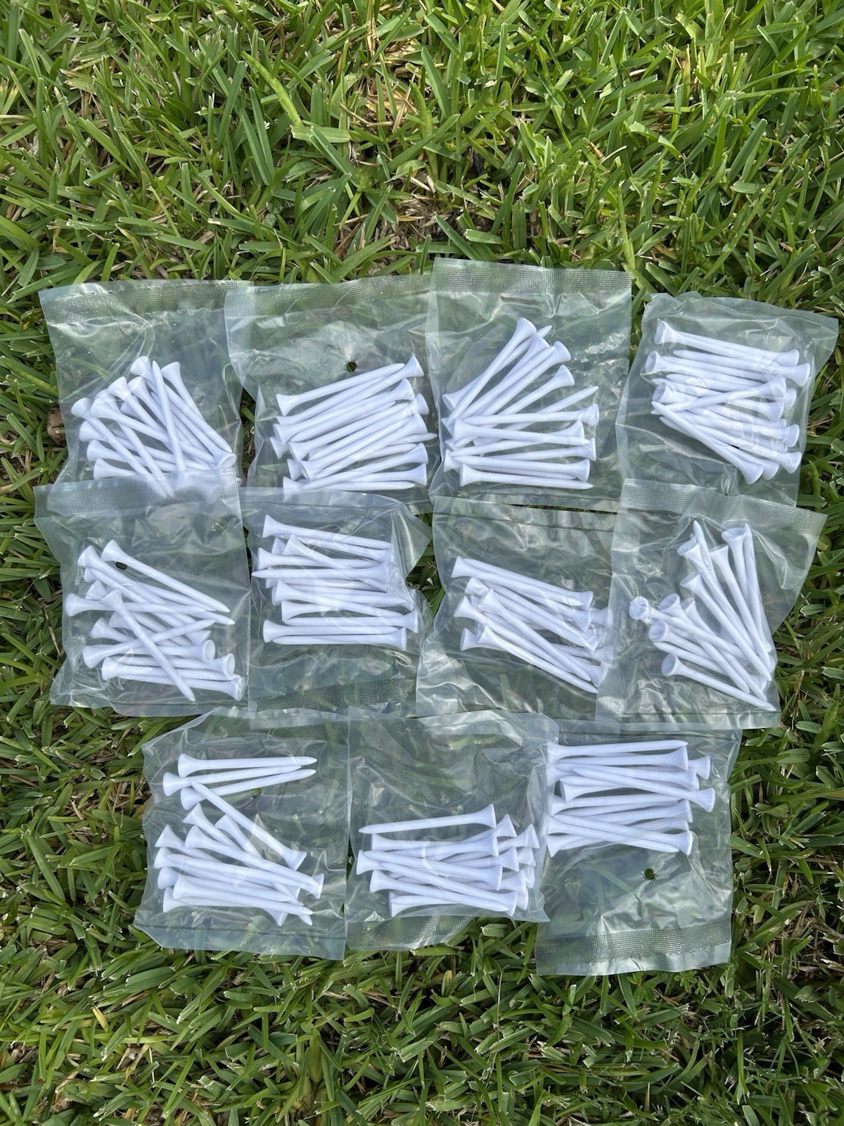2 3/4” White Plastic Golf Tees 15 Packs 10000 Total 667 Packs