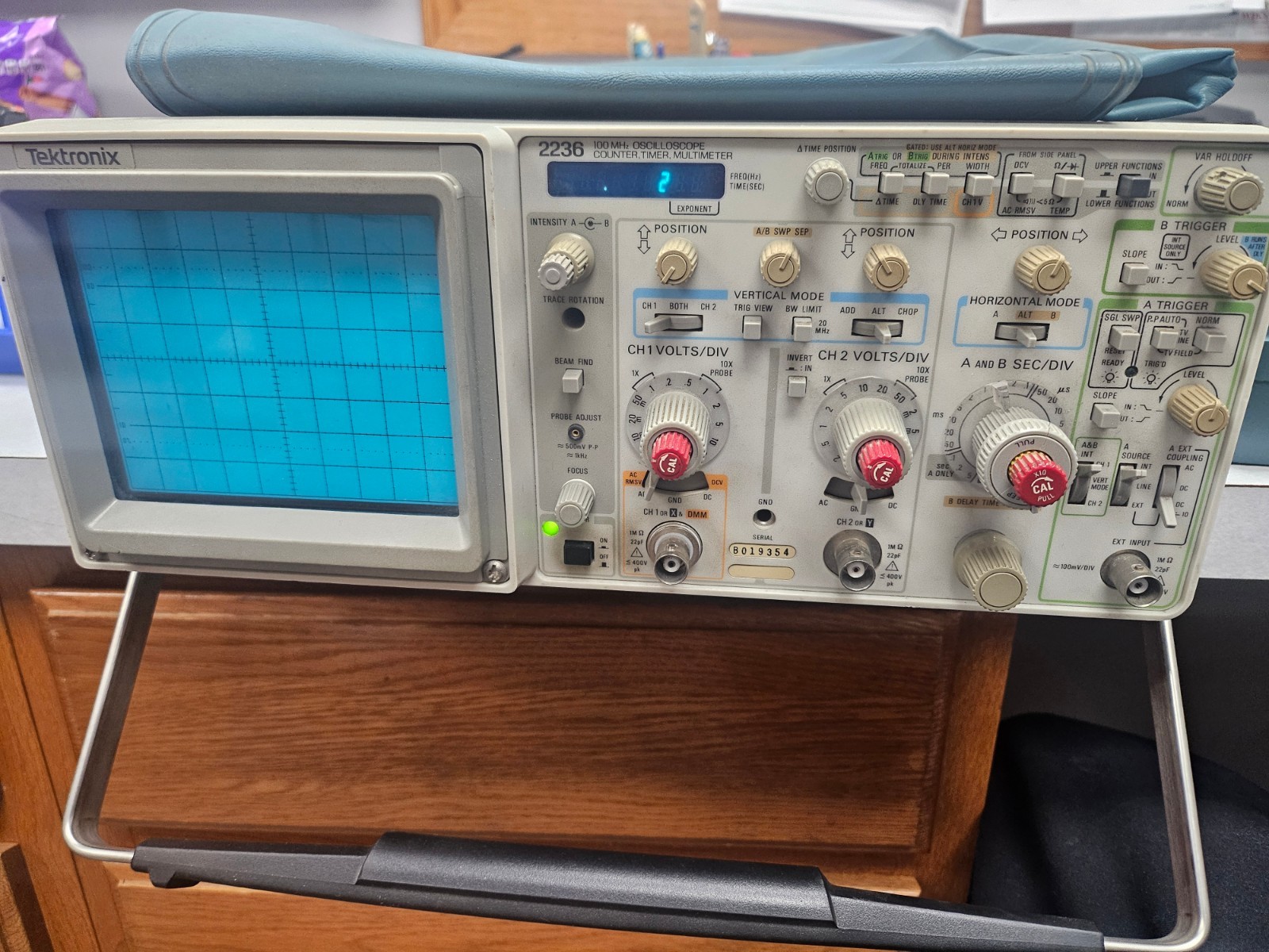 Tektronix 2236 Analog Oscilloscope
