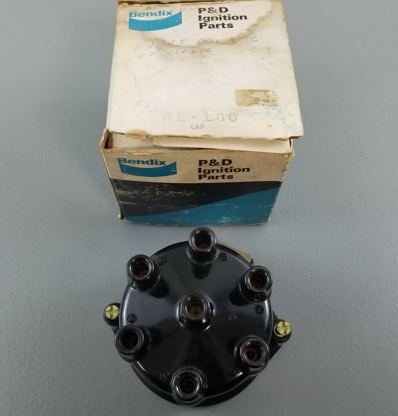 New NOS Distributor Cap P&D RE160 1962-67 Jeep Buick Olds 6 Cyl Copper Contact