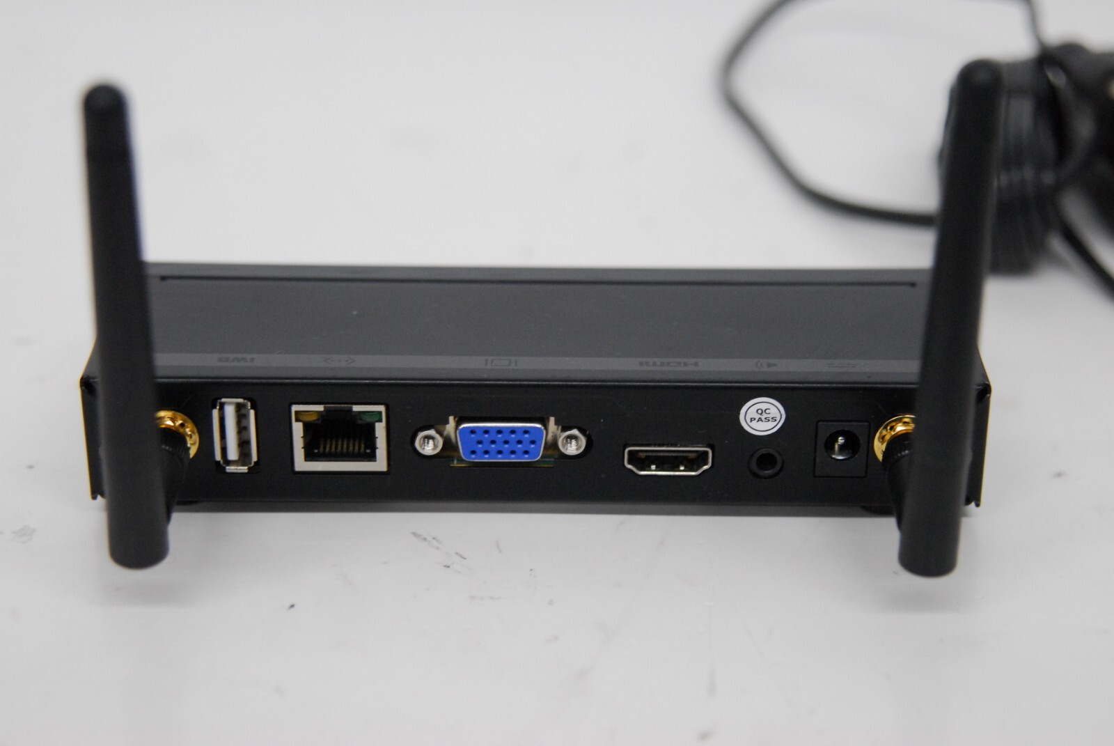 wePresent WiPG-1000 Wireless Interactive Presentation Gateway