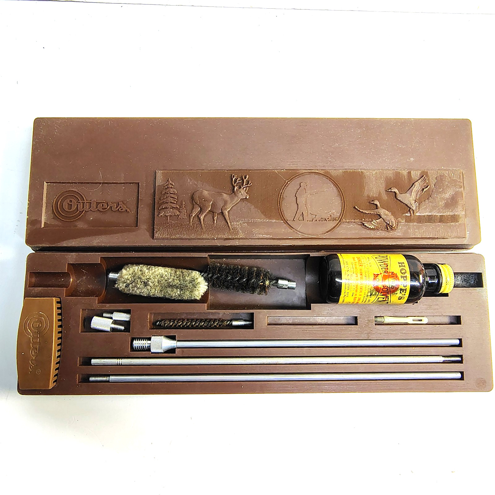 Outers Gun Cleaning Kit, Hoppe’s lubricating oil, Box Rod Set Brushes