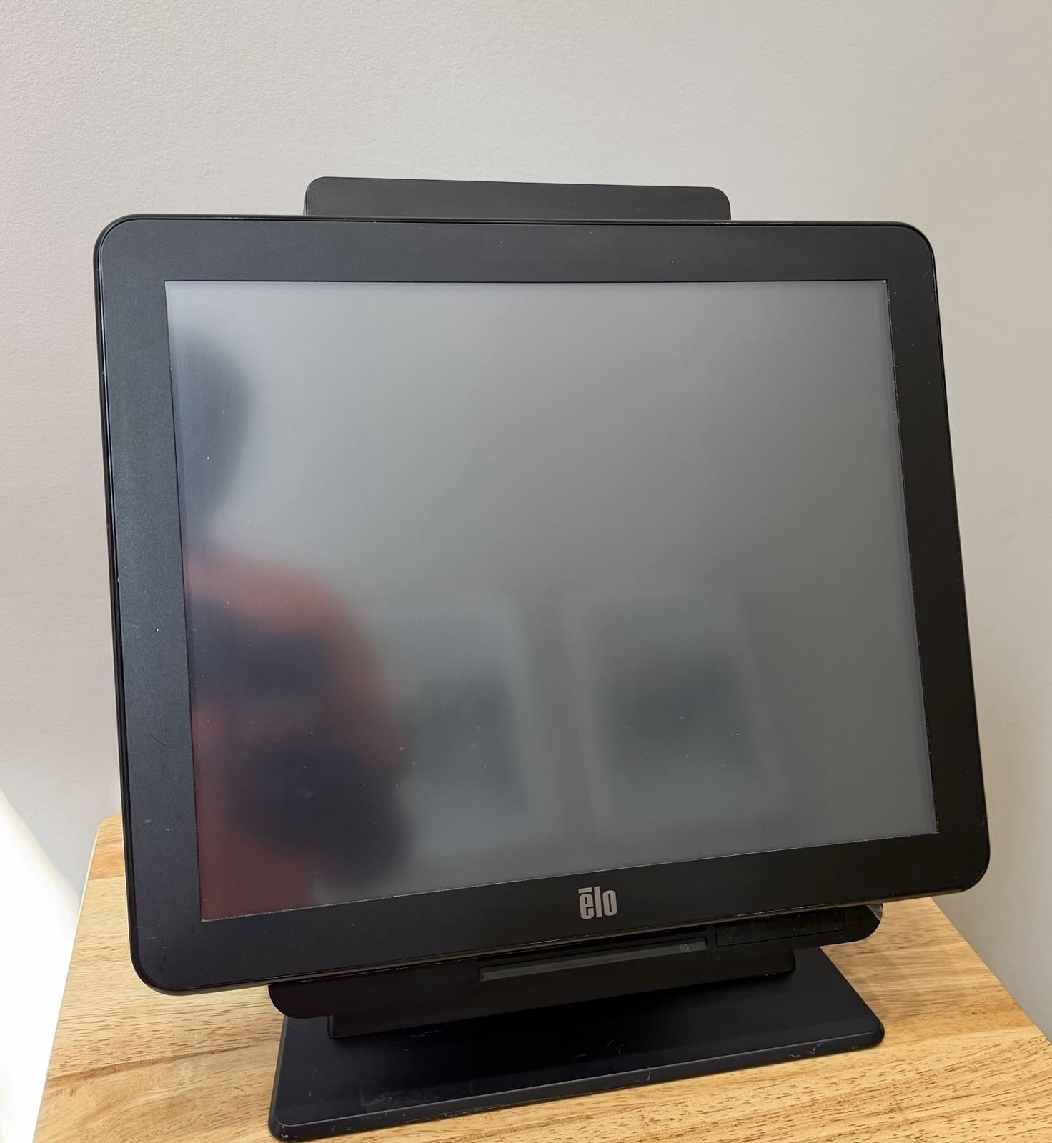 ELO - ESY17X3 - 17" in ALL IN ONE TOUCHSCREEN COMPUTER POS AIO SYSTEM