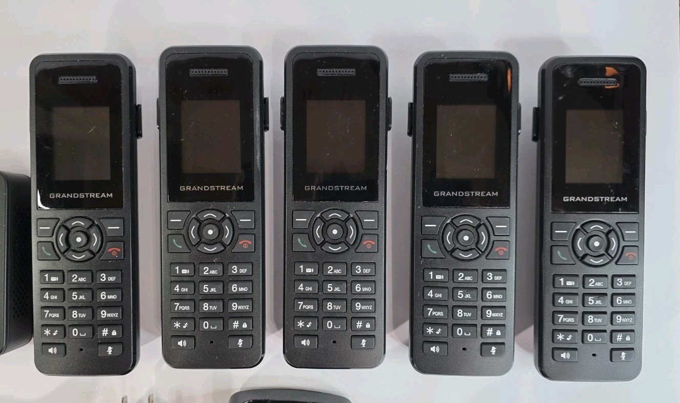 Grandstream DP750 Long Range DECT Base Station + 9 DP720 Handsets VoIP Wireless