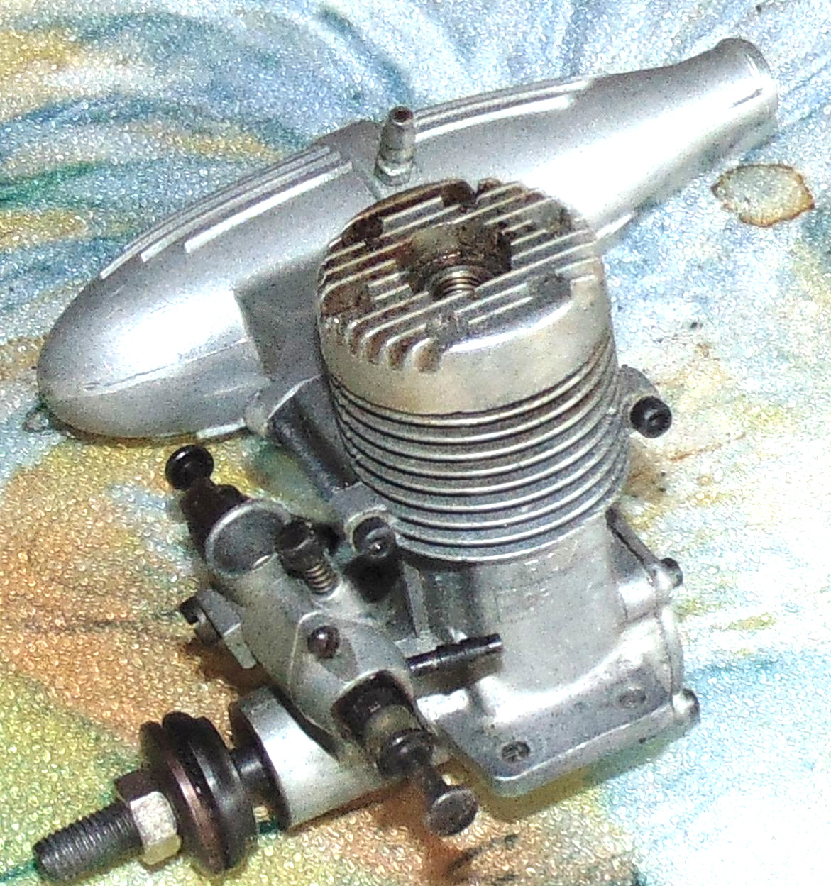 Fox 25 RC Model Airplane Engine wth muffler, used lightly
