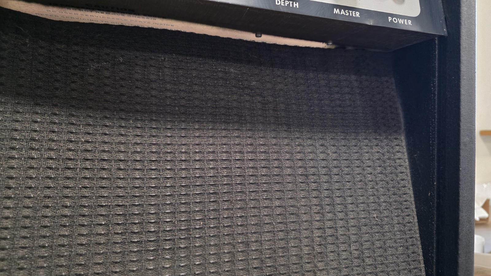 Rickenbacker Model TR7 Guitar Amp