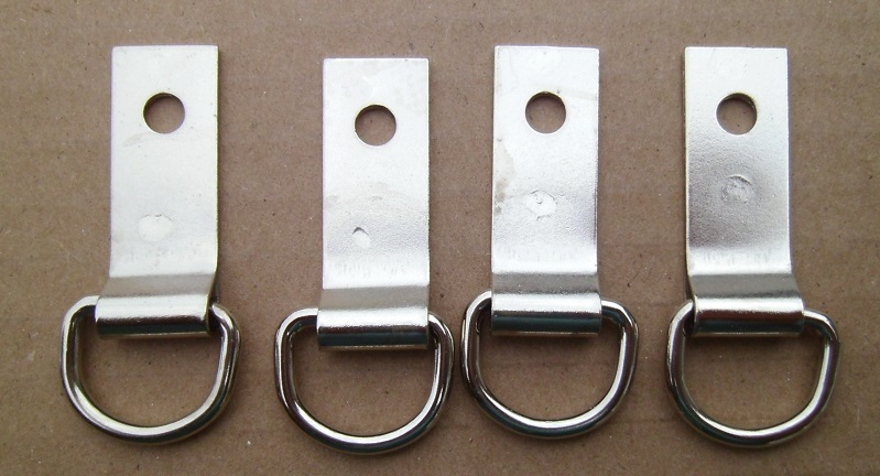 4 Saddle Concho Clip & Dee 5/8" D Ring / 1 1/2" Clip Saddle Strings Tack