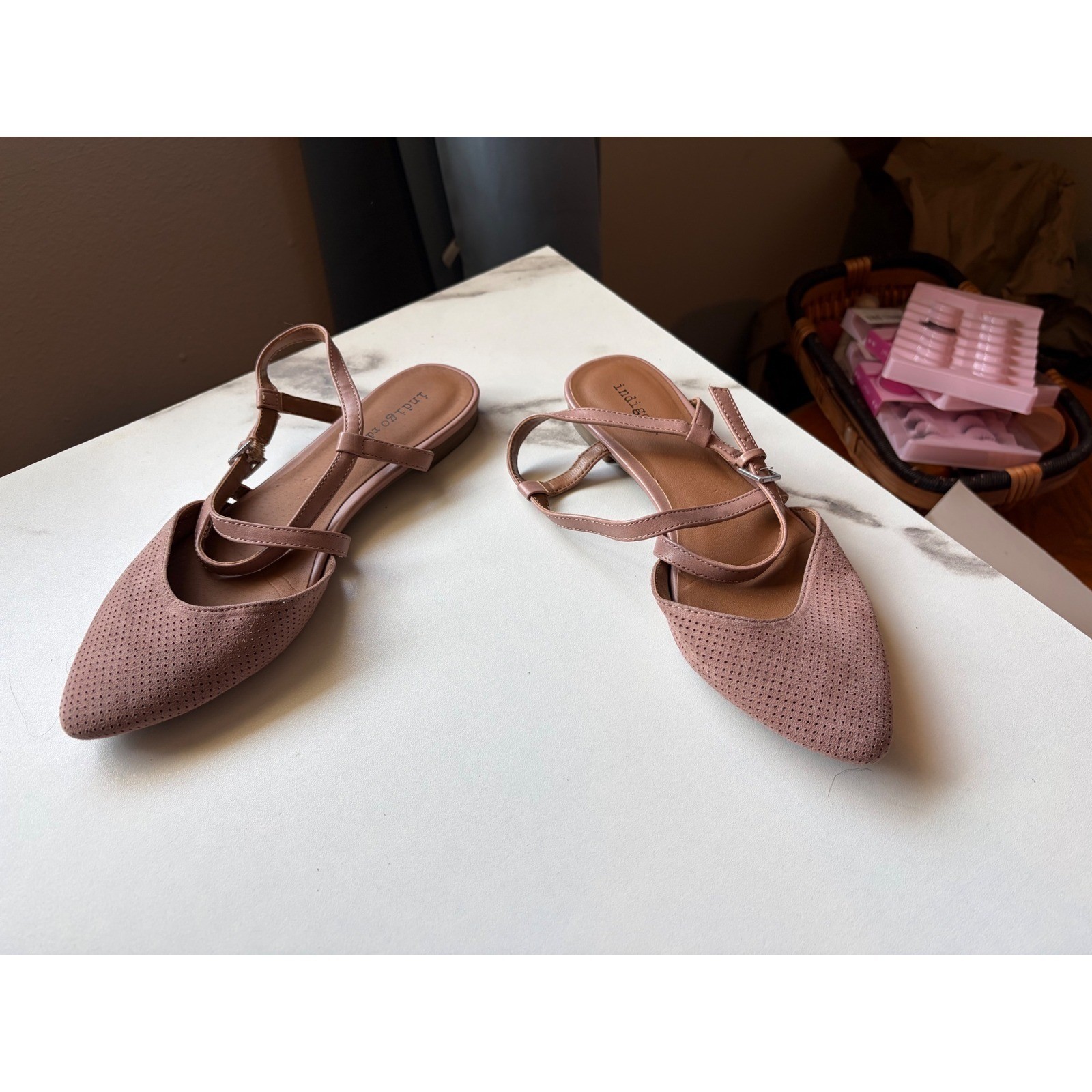 Indigo rd. Womens Blush Pink Perforated Pointed Toe Ankle Strap Flat Sandals 7.5