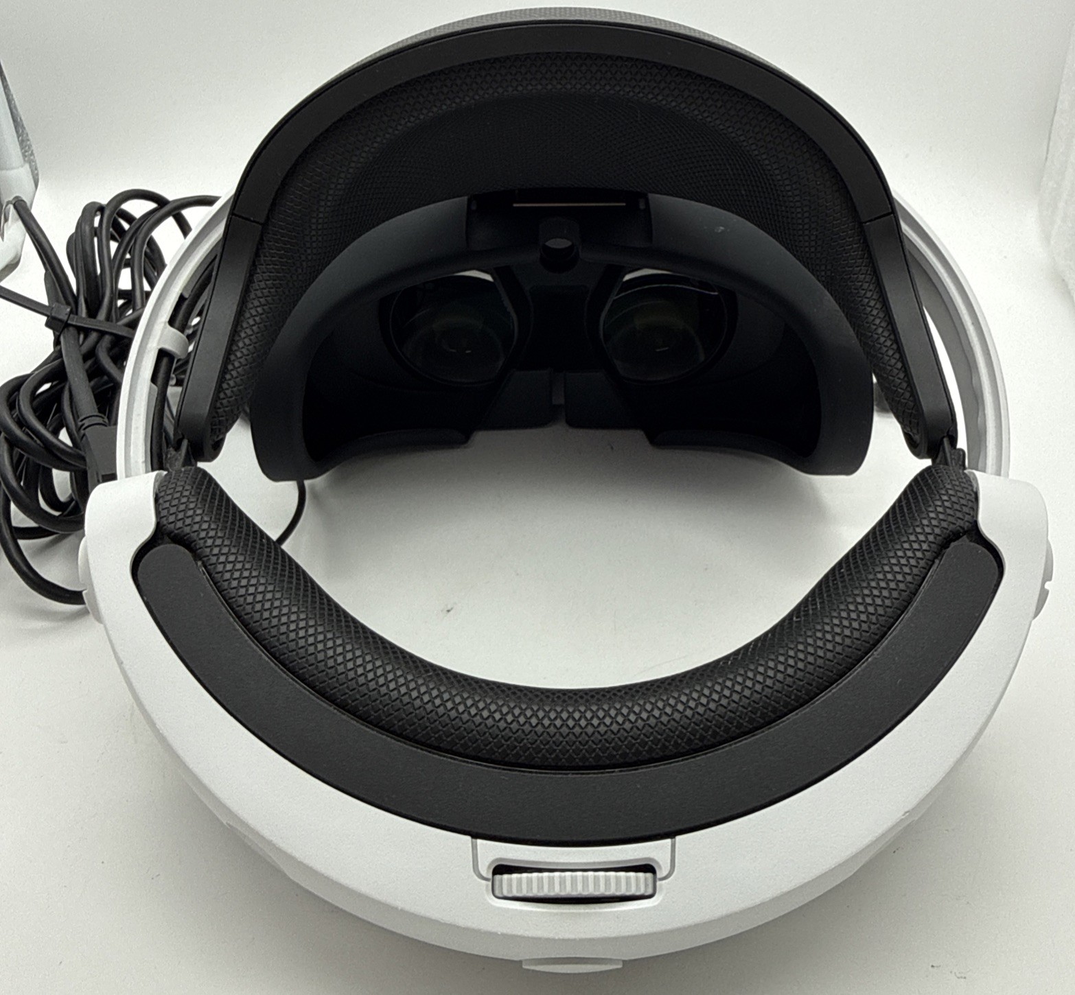Sony PlayStation VR Virtual Reality VR Headset White CUH-ZVR2 NO POWER CABLE