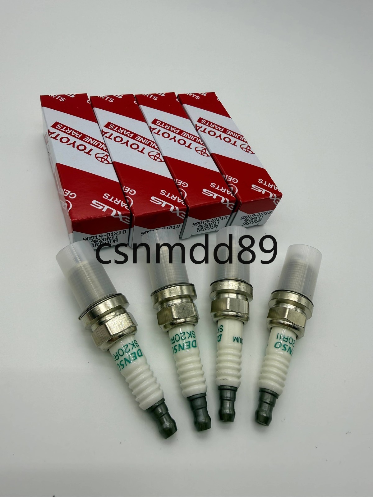 4pcs DENSO Iridium Spark Plugs 90919-01210 SK20R11 3297