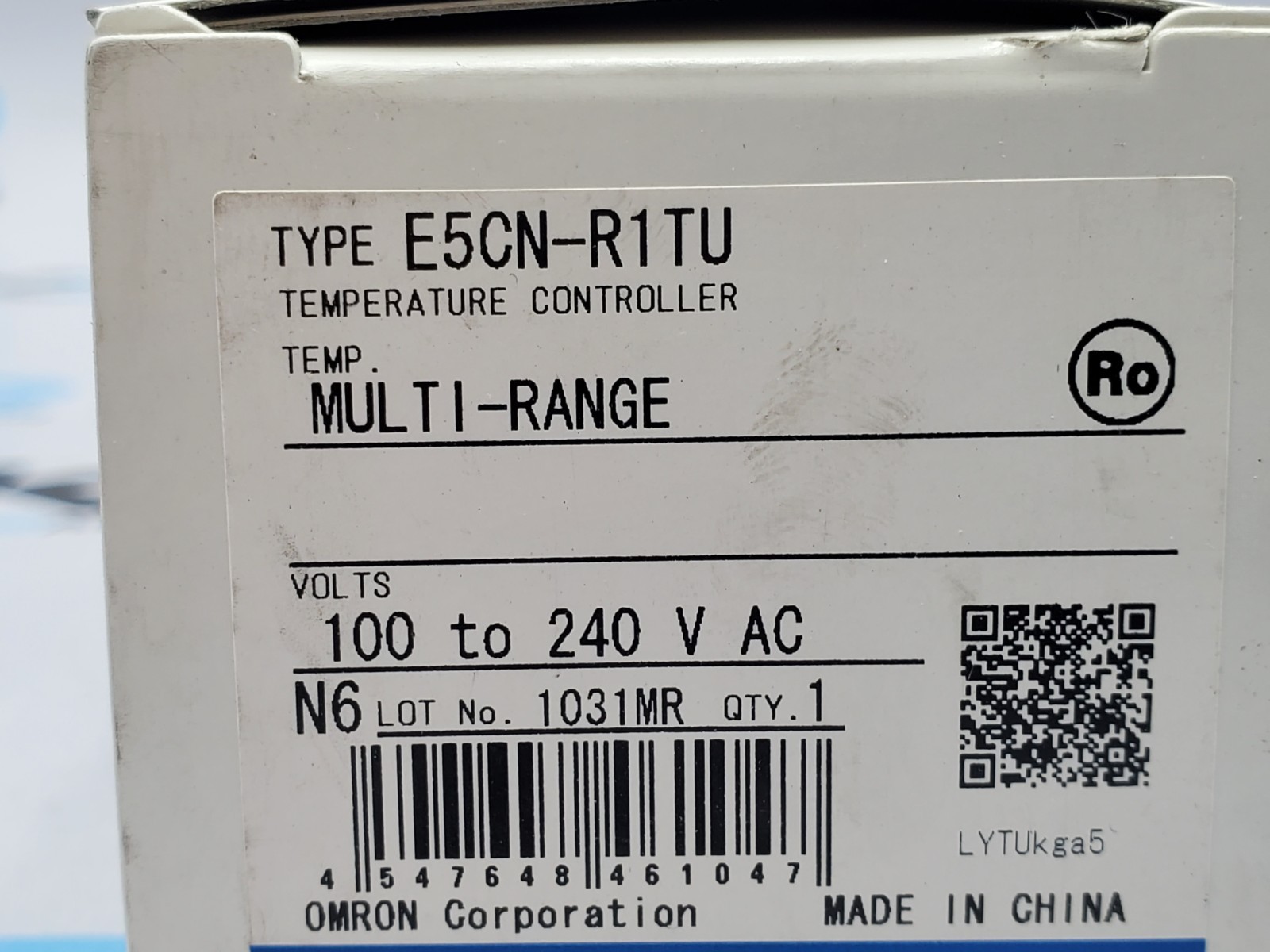 Omron E5CN-R1TU Temperature Controller