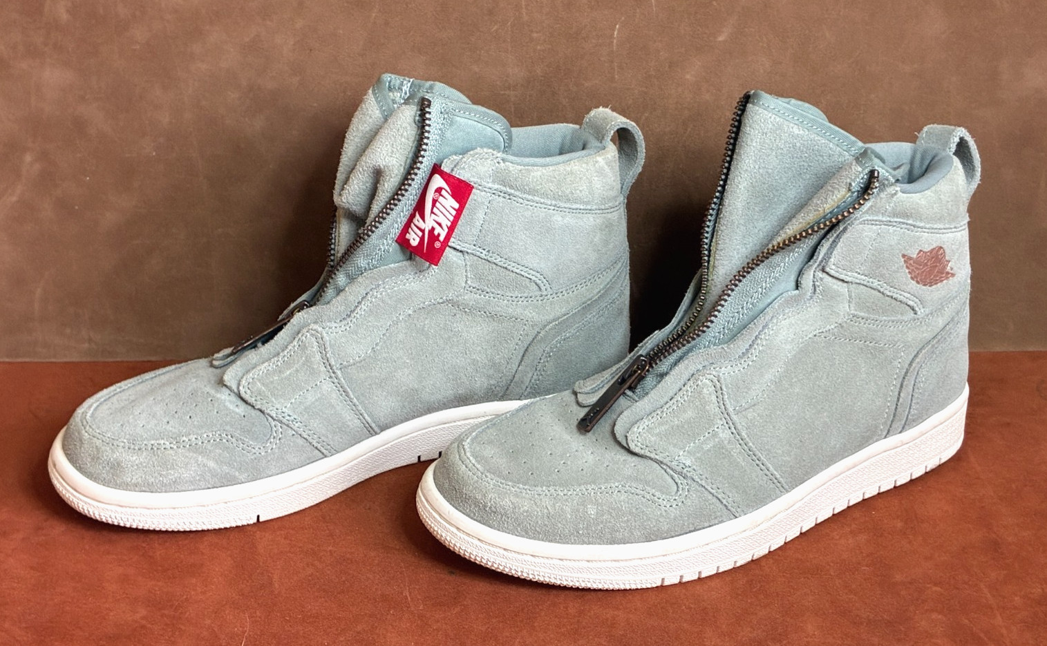 NIKE Air Jordan High Zip Shoes ~ AQ3742-305 ~ Mica Green/Blue ~ Size 7 Women's