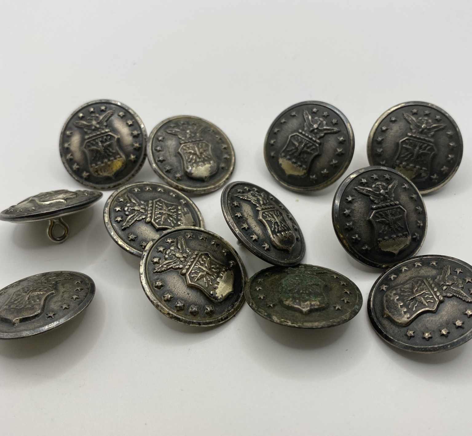 WWI Era USAF Shank Button Shields 13 Stars Scovill City L&R Lot of 12