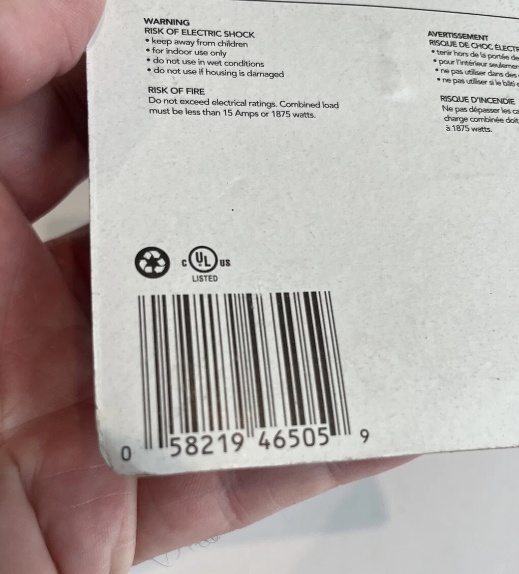 3 Outlet Lateral Swivel Grounded Wall Adapter Tap Globe Lot of 2 NIB New