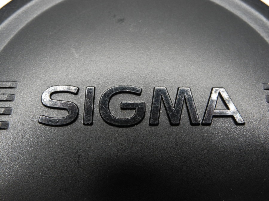 Sigma 77mm Genuine Snap On Front Camera Lens Cap