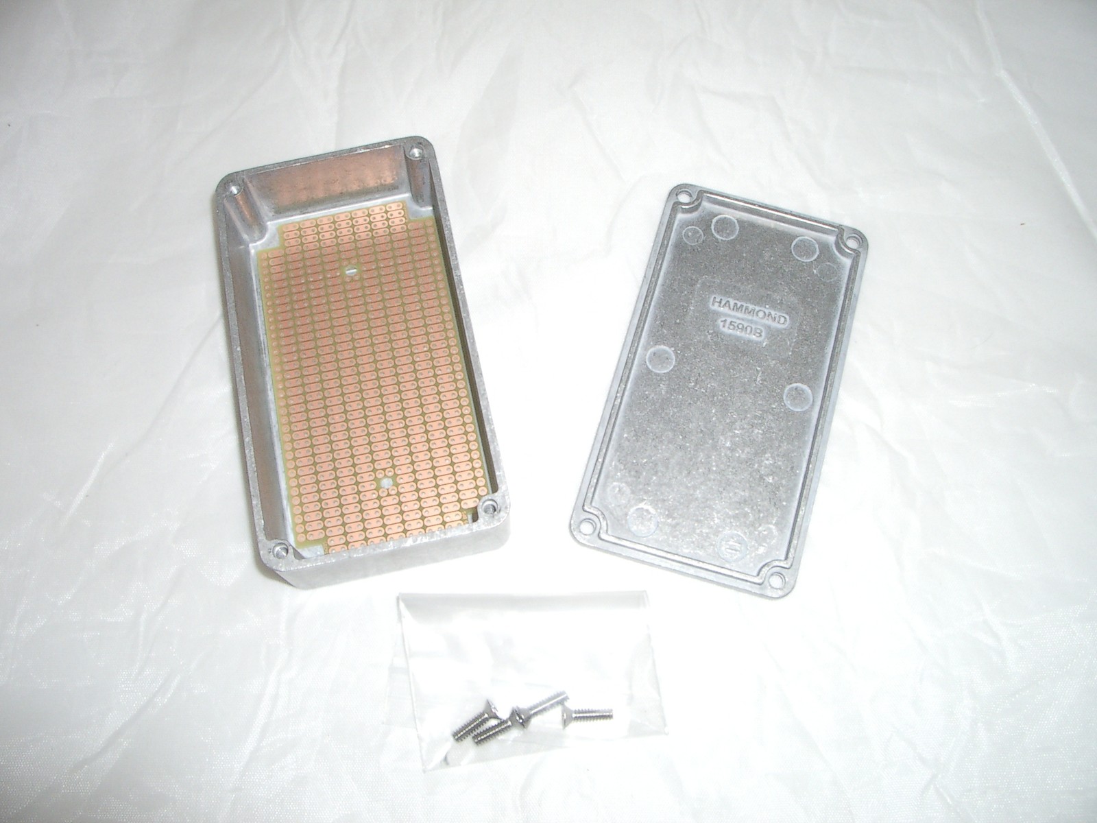 PHILMORE 12-218 DATAK 4.4x2.3x1.1 DIY SHIELDED METAL PROTOTYPE BOX & PCB
