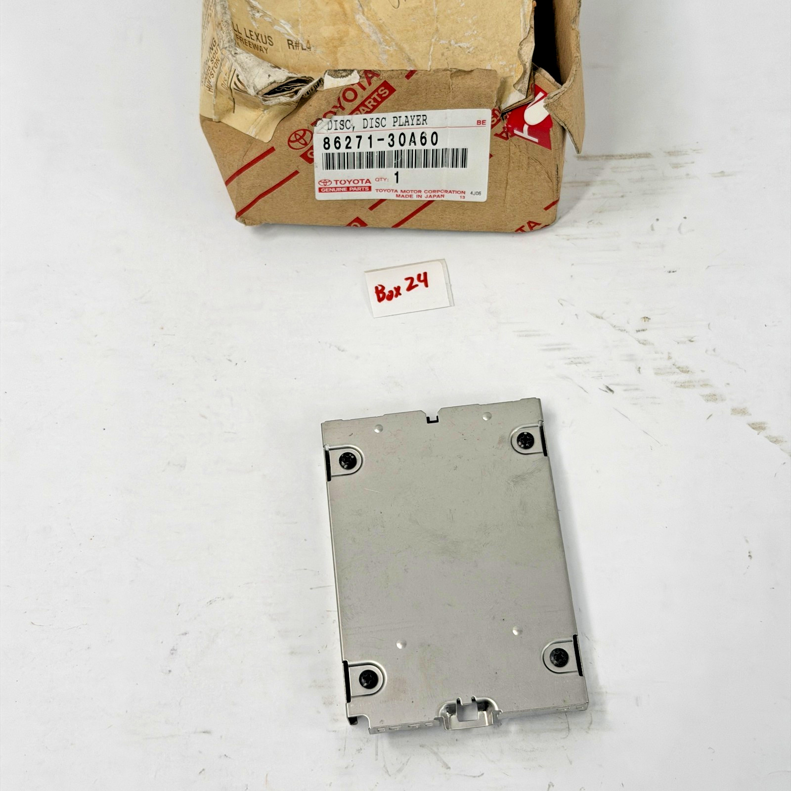 New 2013 2014 2015 Lexus ES350 300h GS350 Hard Disk Drive  86271-30A60 OEM