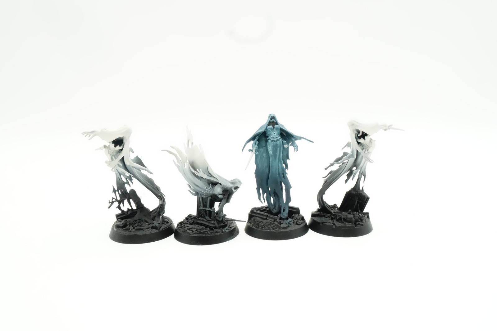 Myrmourn Banshees [x4] Nighthaunt [Warhammer AOS] Primed