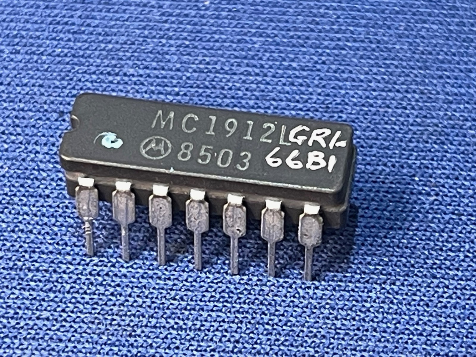 MC1912L MOTOROLA ECAD VINTAGE 1985 14-PIN CERDIP COLLECTIBLE VERY RARE! QTY-1