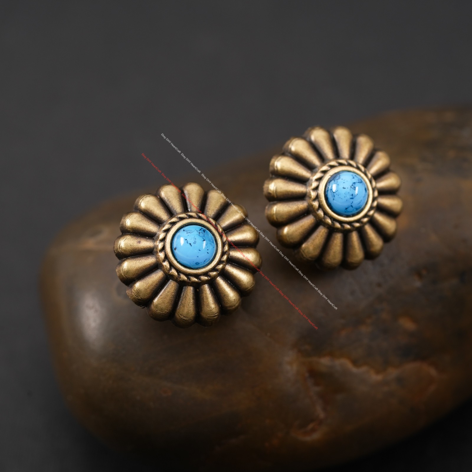 10PC 16MM FLORAL WESTERN TURQUOISE ANTIQUE BRASS SCREWBACK SADDLE DECOR CONCHOS