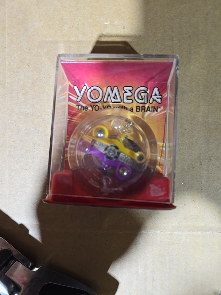 Vintage YOMEGA The Original Yo-Yo with a BRAIN - Clear Yellow w/ Box Case