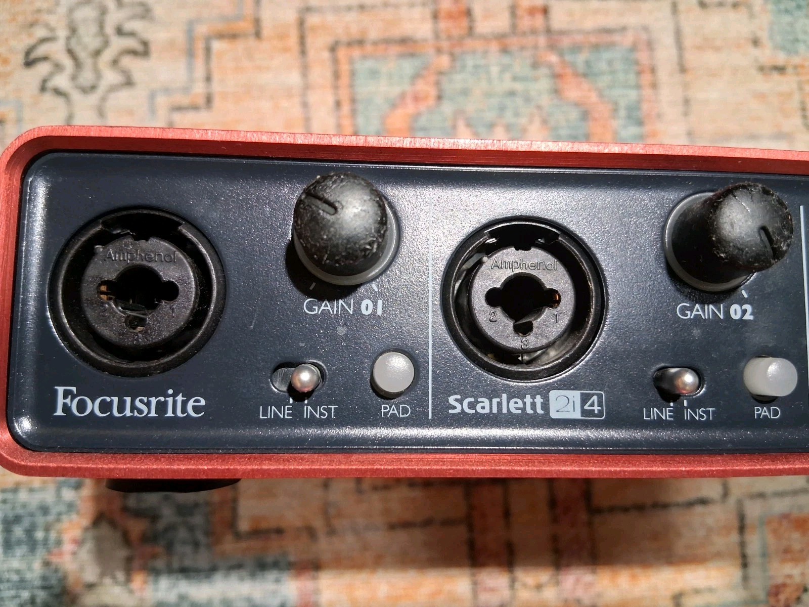Focusrite Scarlett 2i4 2nd Gen USB Audio Interface 2-in/4-out W/USB Cable