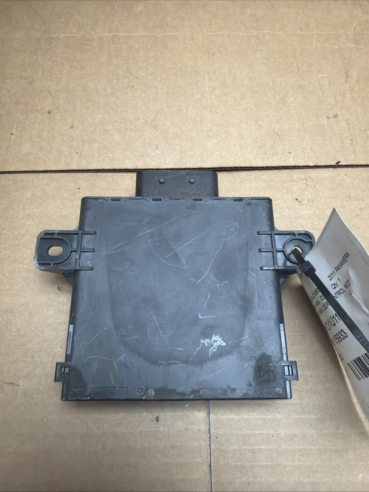 2010-2018 Porsche Panamera Voltage Regulator Module 111001908