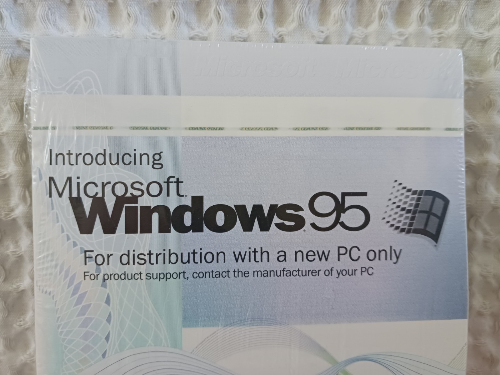 Microsoft Windows 95 CD plus Manual-For Distribution PC NEW Sealed