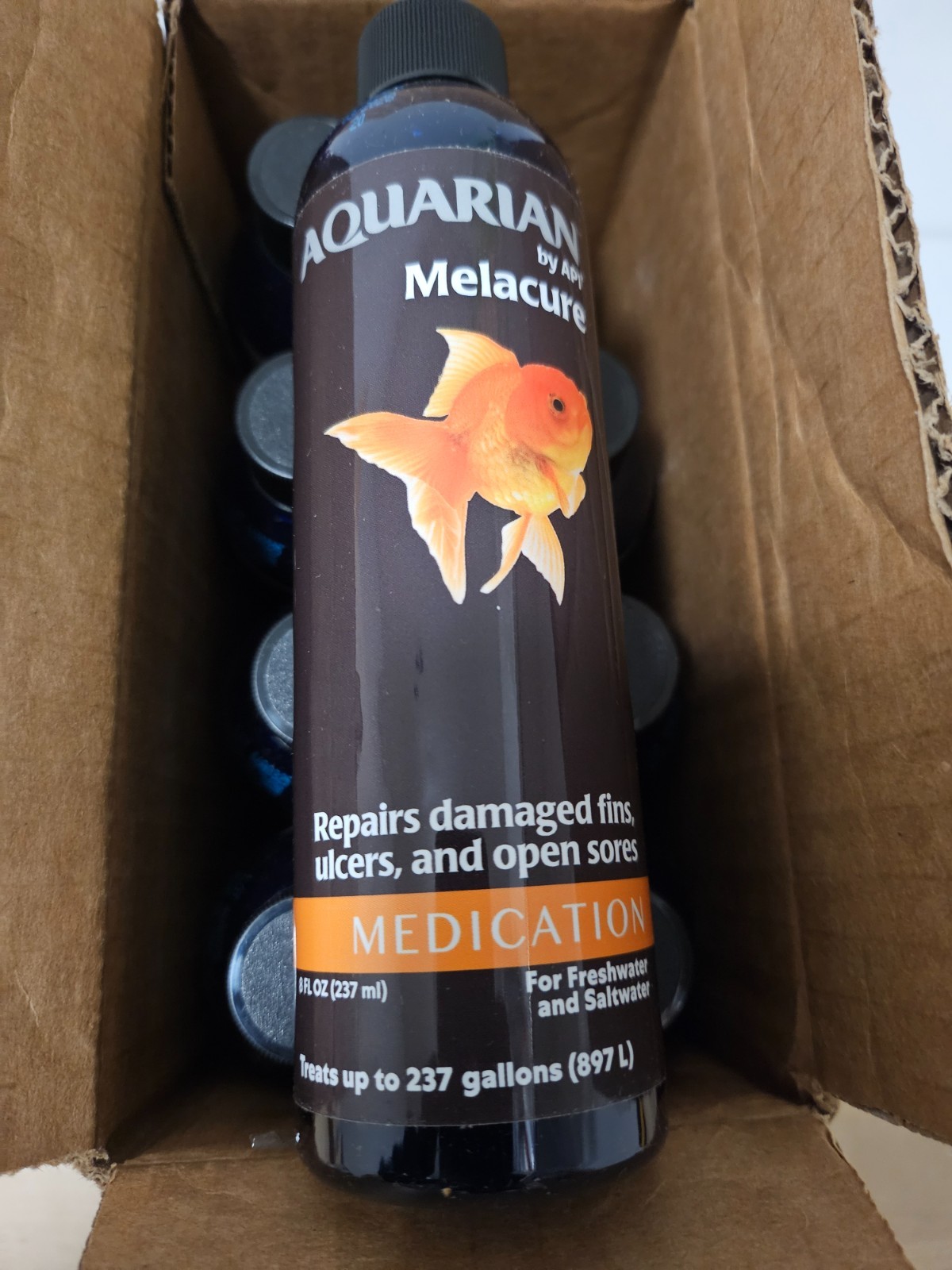 Aquarian Melacure Fish Medication (8 Bottles x 8oz) 64 Total oz [Exp: 03/2028]